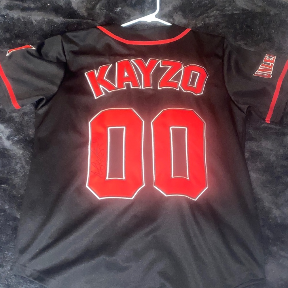 Kayzo Jersey signed